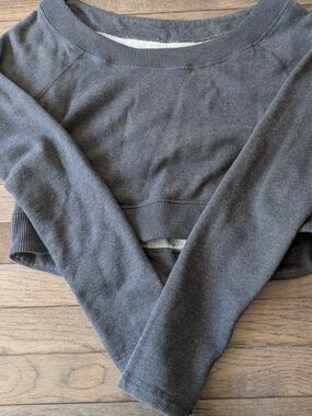 Lululemon Cropped Sweatshirt